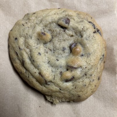 🍫 Chocolate Chunk Sourdough Cookie