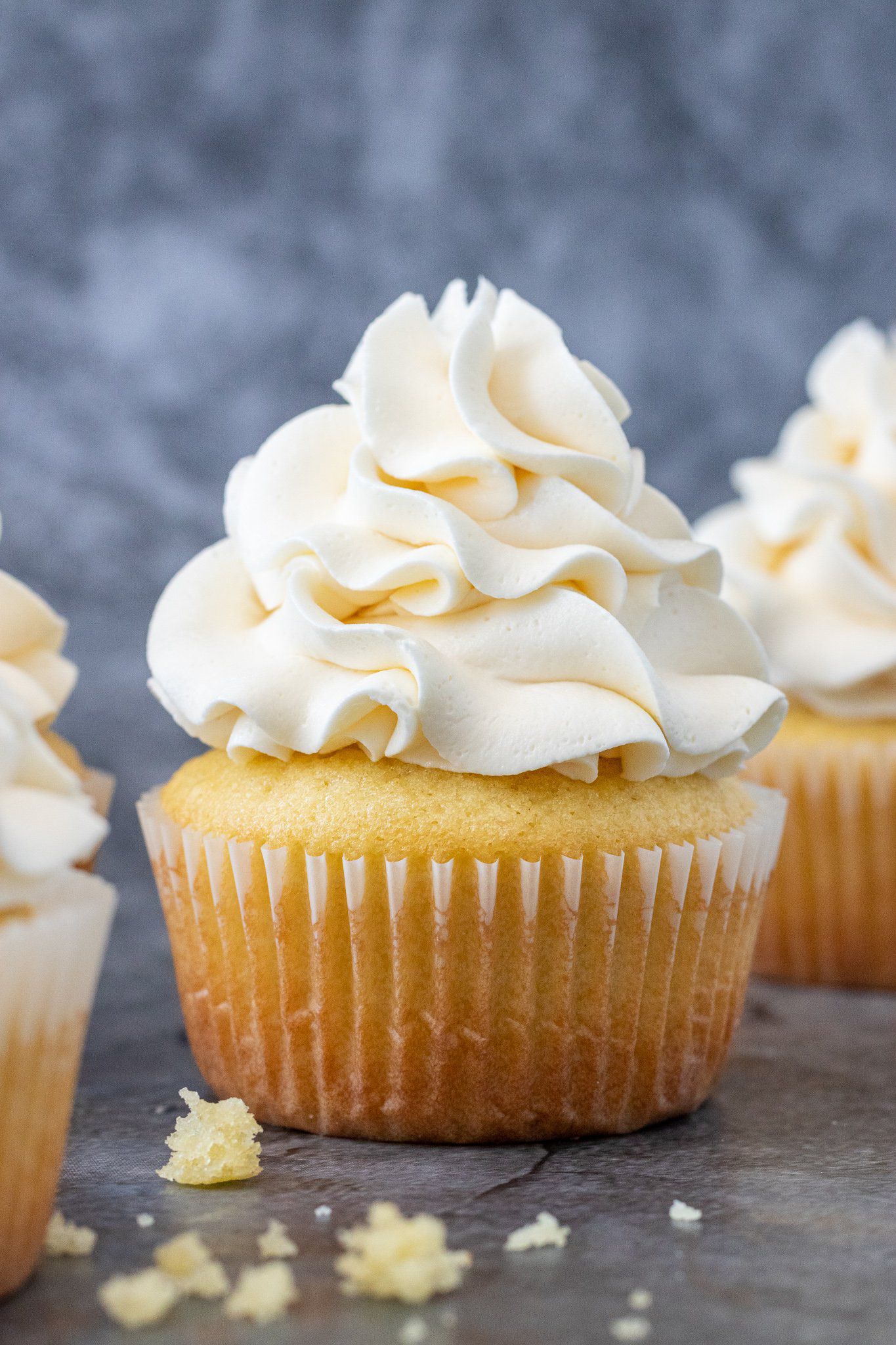 Basic Cupcakes, No Fillings, No Toppings