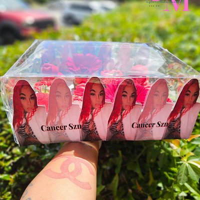 Signature Cupcake Box 