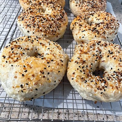 Sourdough discard everything bagels