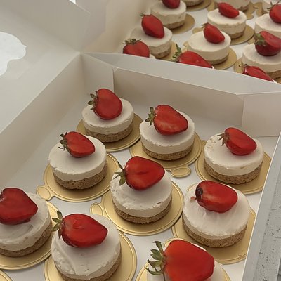 Mini Cheesecakes