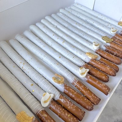 Chocolate Covered Pretzels 