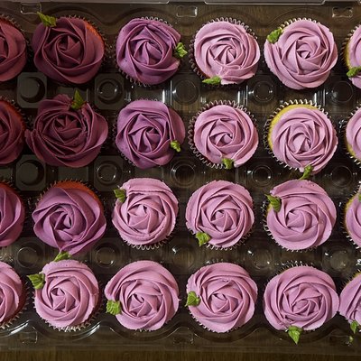 Floral Designed Cupcakes 