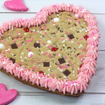 Decorated Cookie Cake