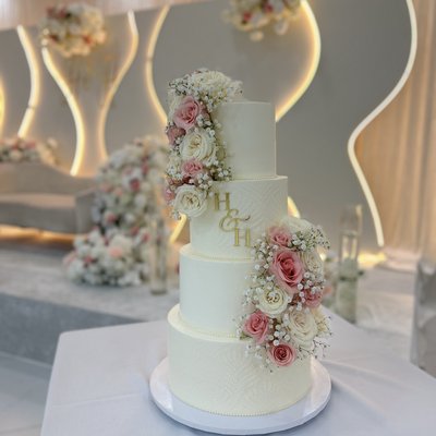 Wedding Cake 