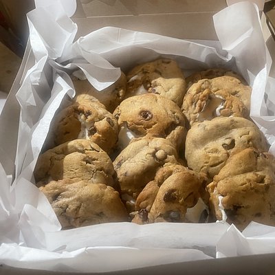 Brown Butter Chocolate Chip Cookie