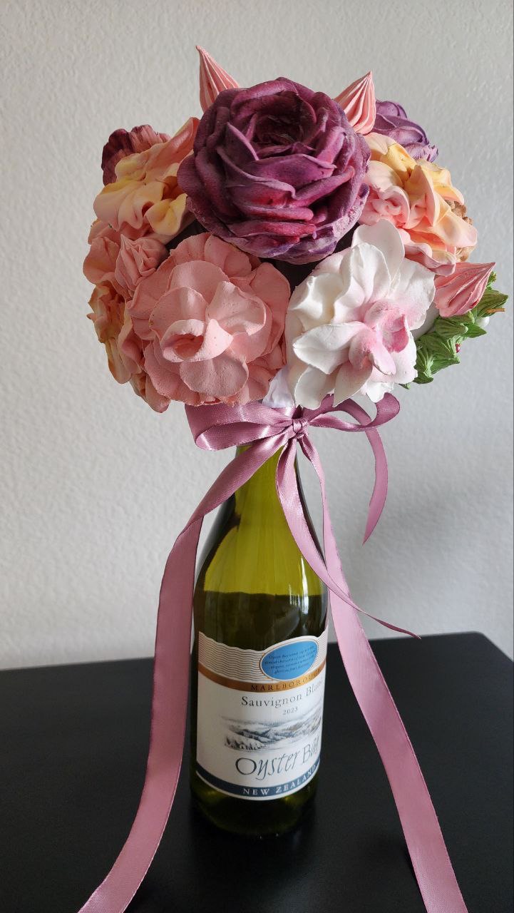 #8 Gift Bouquet of Zephyr (Bottle topper)