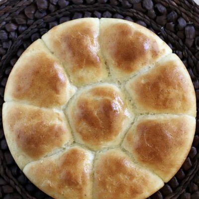 9 Soft And Delicious Pull Apart Dinner Rolls