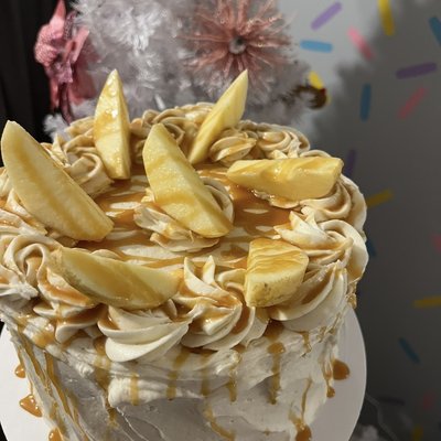 Caramel Apple Cake