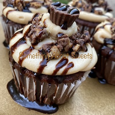 Reese’s Cup Cupcakes