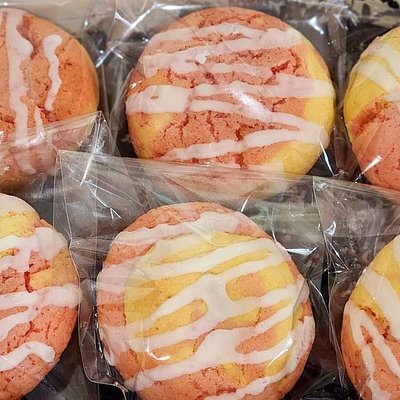 6 Soft Baked Cookies
