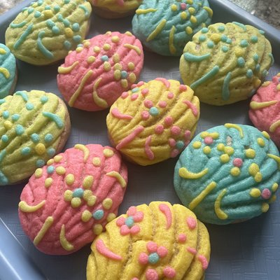 Easter Egg Fiesta Concha Bites