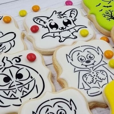 PYO Halloween Set Of 12 