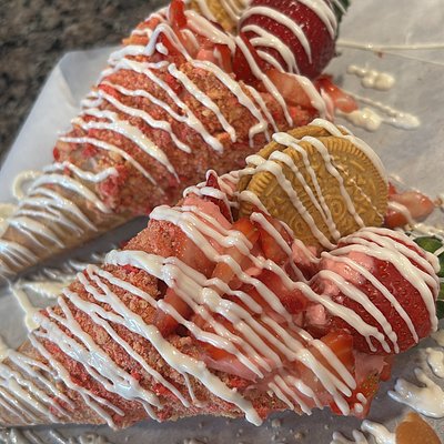 2ct Strawberry Cheesecake
