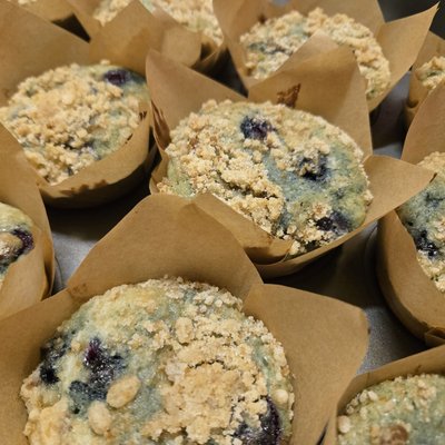 Blueberry Cheesecake Muffins w/Streusel Topping