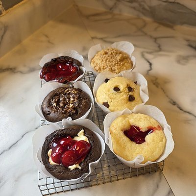 Jumbo Muffins