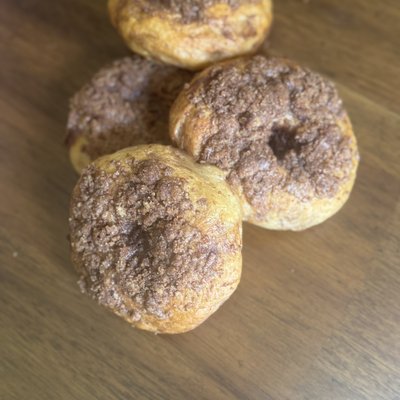 Cinnamon Crunch Sourdough Bagels (6 Pack) 