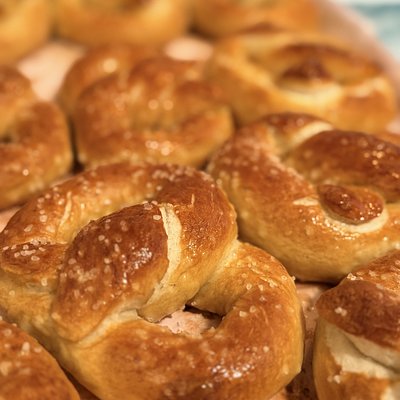 🥨 Little Cozy Market Soft Pretzels 🥨