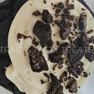Chocolate Cookies & Cream Cookie 