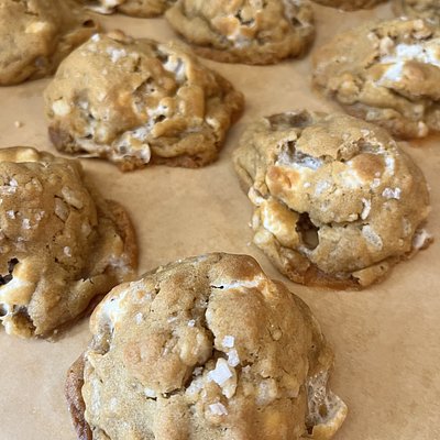 Marshmallow Crispy Cookies, 6 Pack