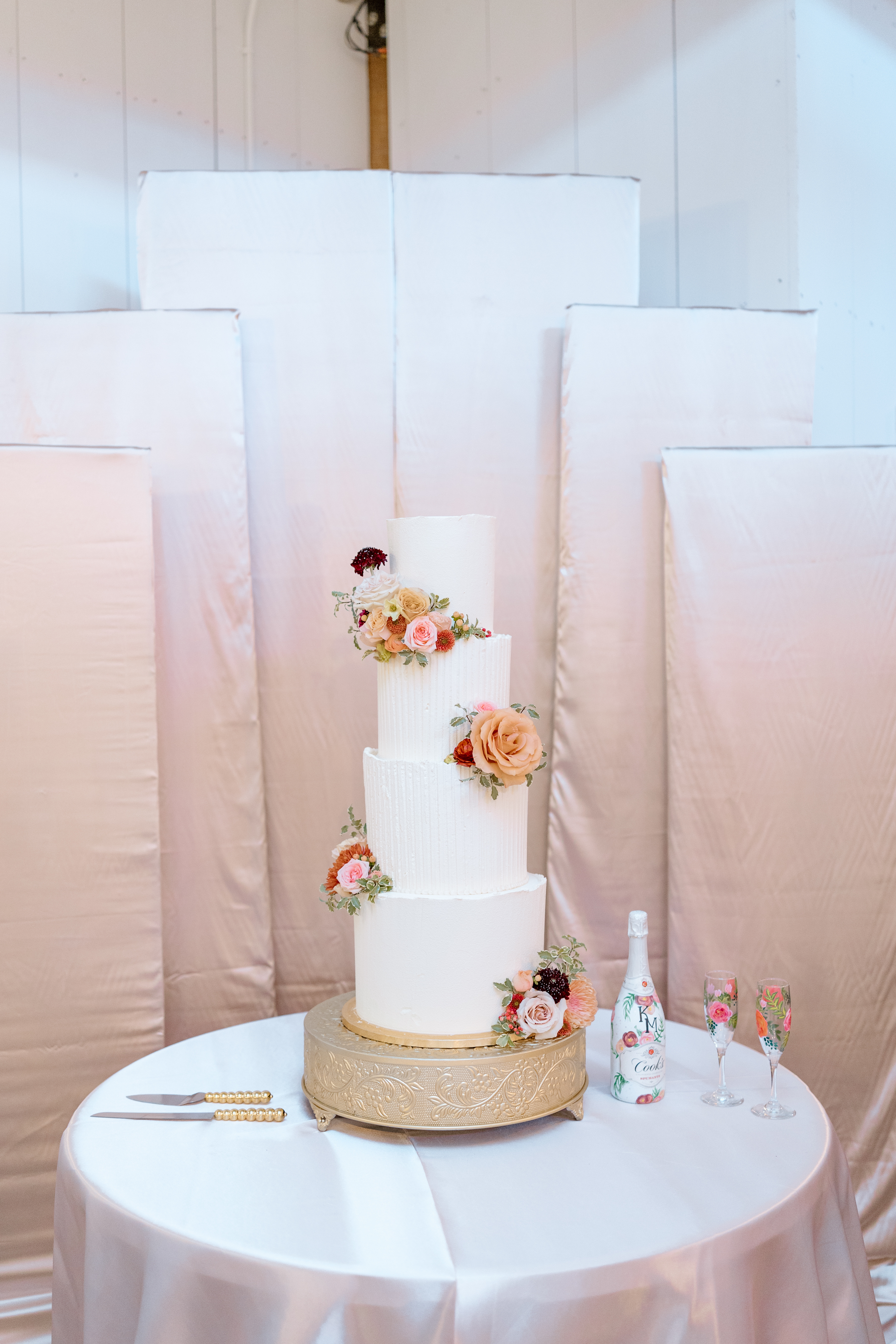 Custom Cakes
