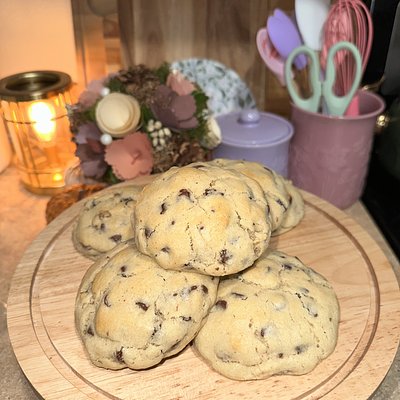 NY Style Chocolate Chip Cookies