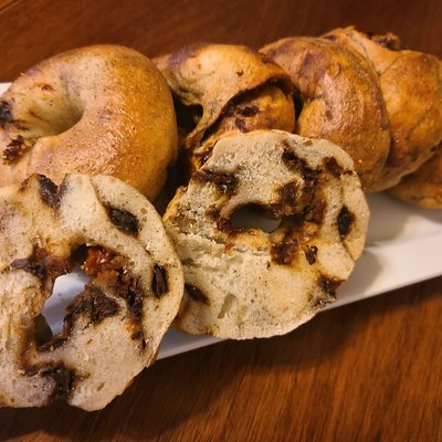 Sundried Tomato Basil Sourdough Bagels