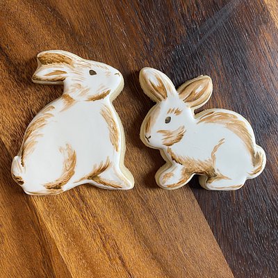 2 Painted Bunny Cookies