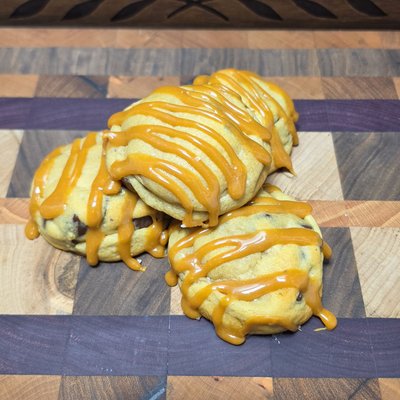 Caramel Chocolate Chip Cookies