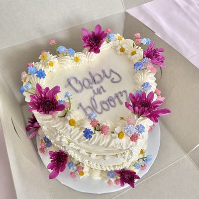 Gender Reveal Cake
