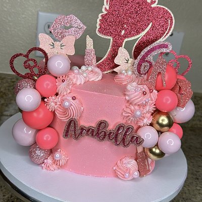 8” 2 layer round cake