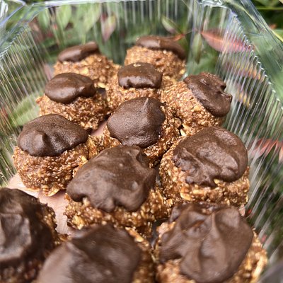 Banana Bread Protein Balls 6 Count 