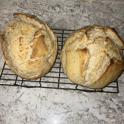 Garlic and Herb Yeast Bread 