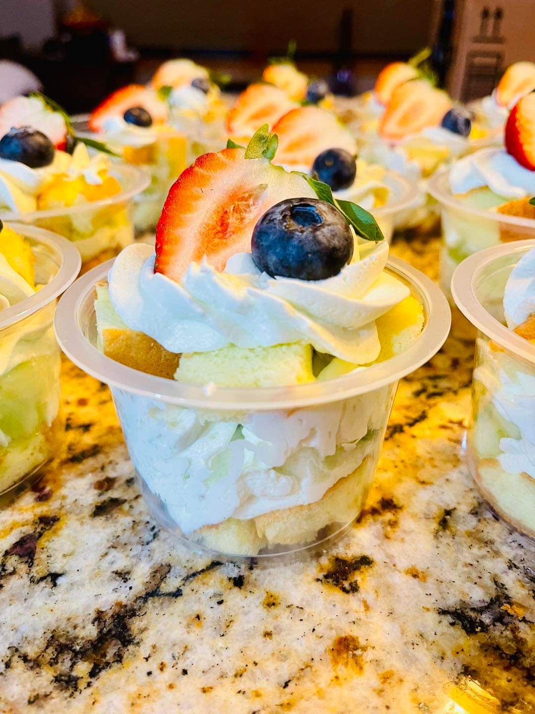 Cake Cup (8 Oz)