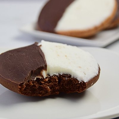 Black and White Cookies/Midnight Eclipse 8ct Large