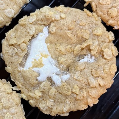 (12ct.- Large) LOADED Rice Crispy Cookies 