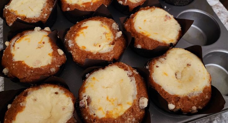 Panecitos De Calavaza Con Queso Crema / Pumpkin Cream Cheese Muffins 