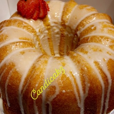 Cream Cheese Pound Cake W/Lemon Glaze 