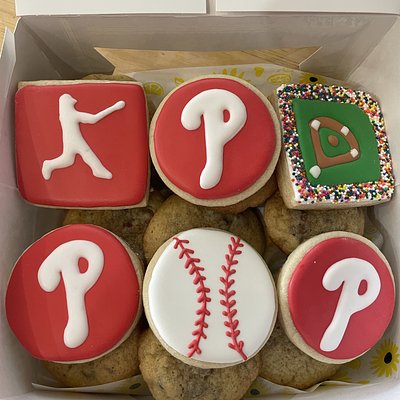 Phillies Cookie Tray 6 Decorated Cookies 