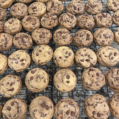 Chocolate Chunk Pecan Cake Cookies Monster 4” (4-PACK)