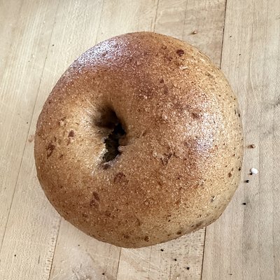 Cinnamon Raisin Bagel (Minimum QTY - 4)