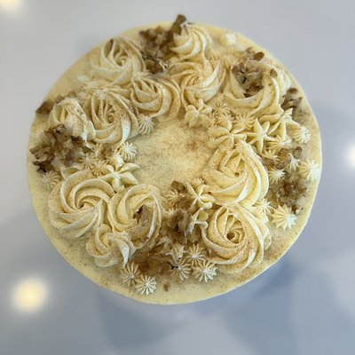 CARROT CAKE & PINEAPPLE 