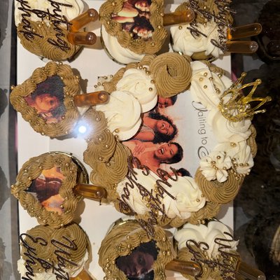 Glam Bento Cake Box W/Pics
