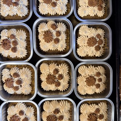 Individual 5 Oz Pup Butter Bliss Pupcake