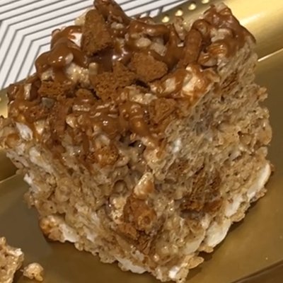 Biscoff Baddie Crispy