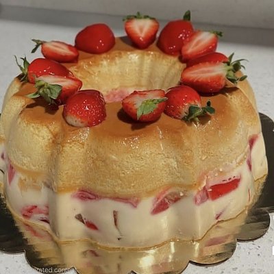 Gelatina~Jello Flan                                                  C/fruta~W/fruit 10"
