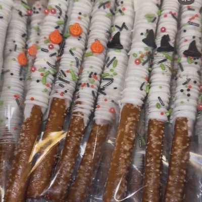Chocolate Covered Pretzels 