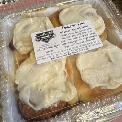 Cinnamon Roll (4 Pack)