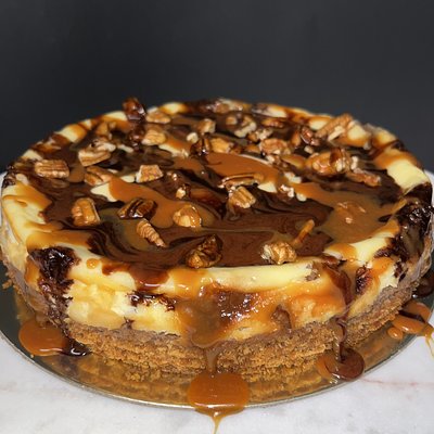 Turtle Pecan Cheesecake 