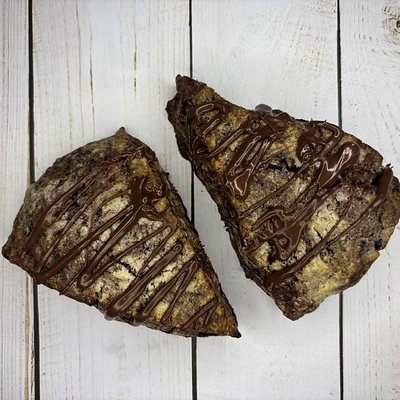 “Midnight Swirl” Scone ( 2 Pack)